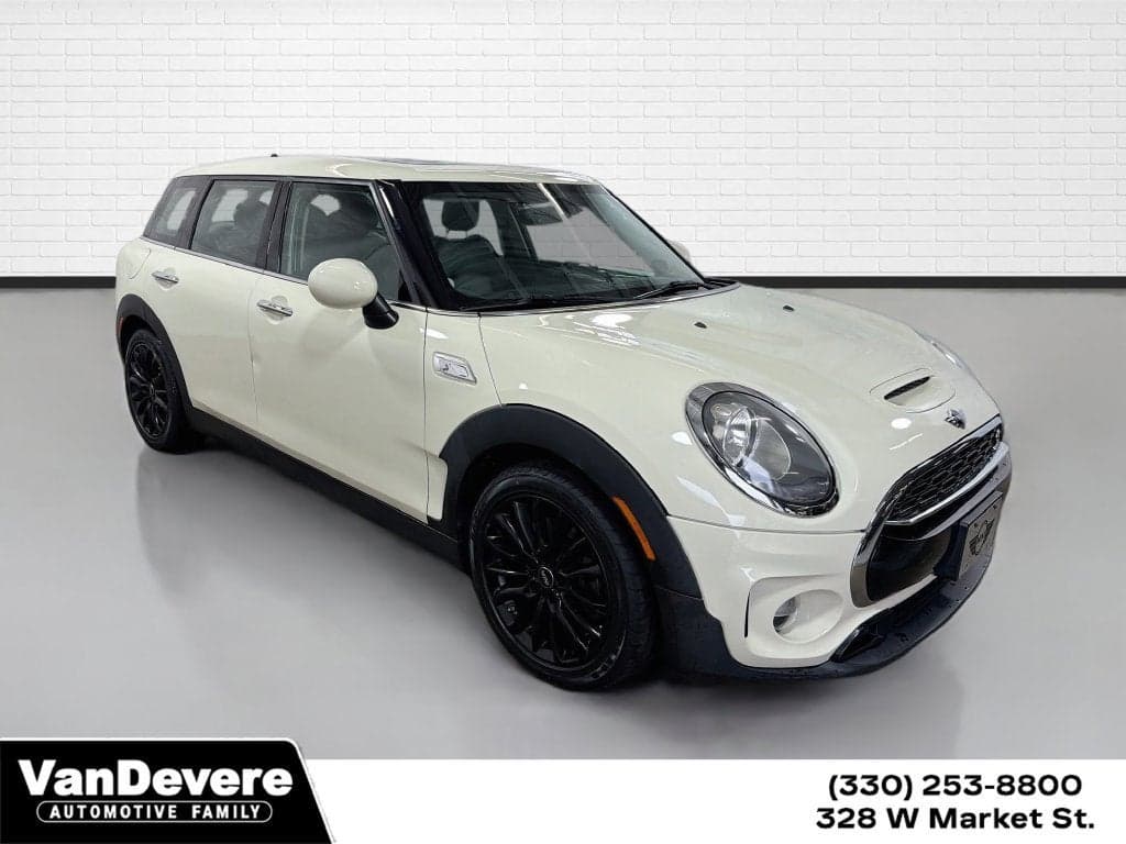 2017 Mini Clubman Cooper S — photo 1 of 5