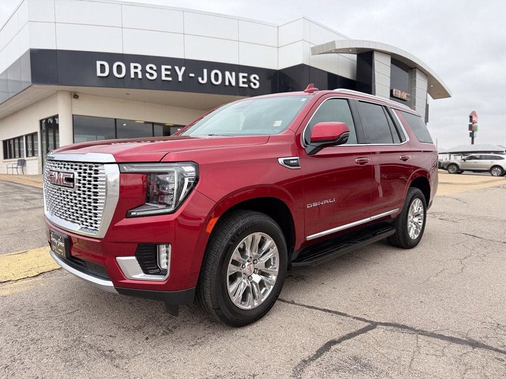 2023 GMC Yukon Denali — photo 1 of 33