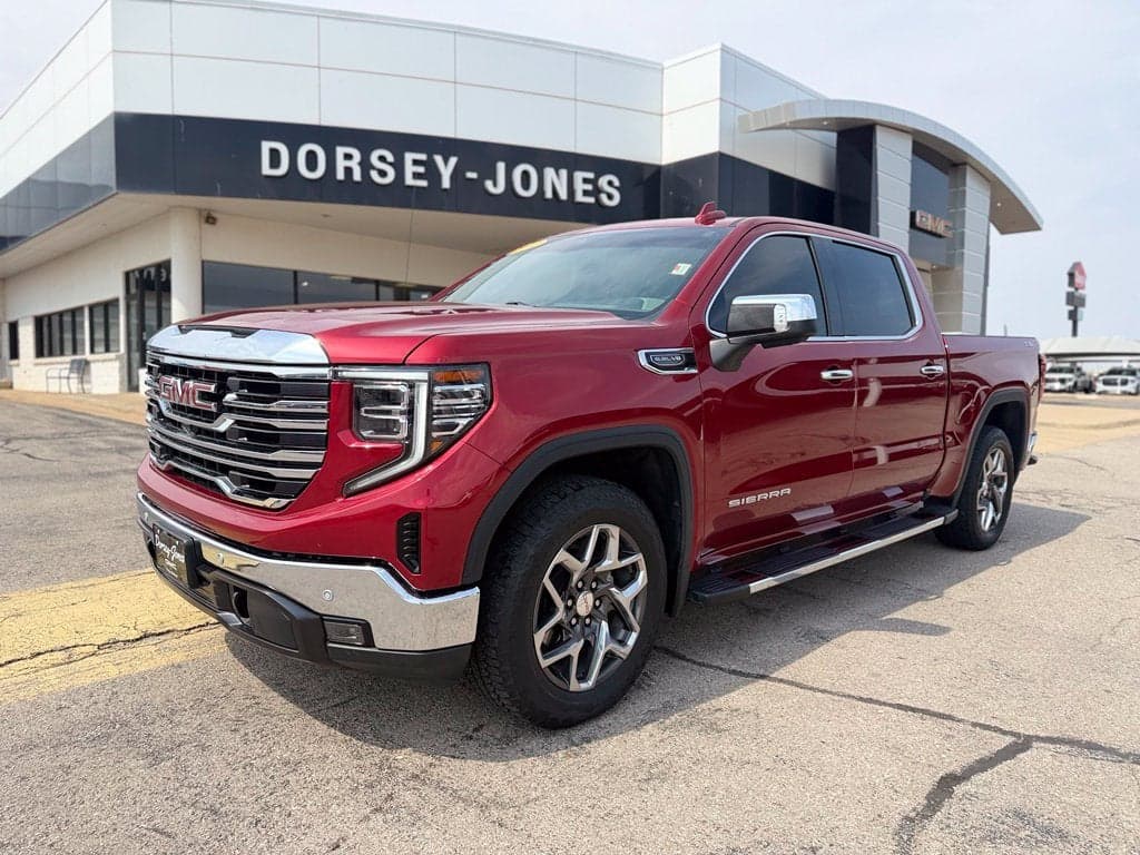 2024 GMC Sierra 1500 SLT — photo 1 of 26