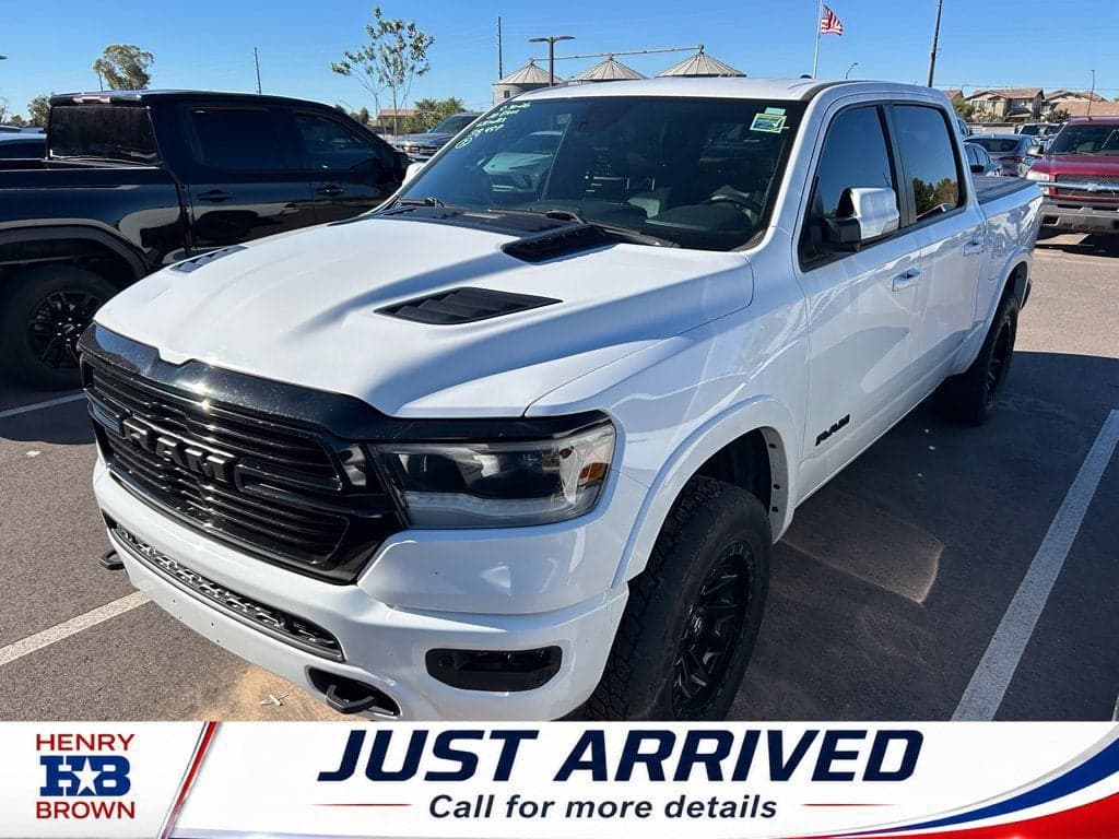 2020 RAM 1500 Laramie — photo 1 of 4