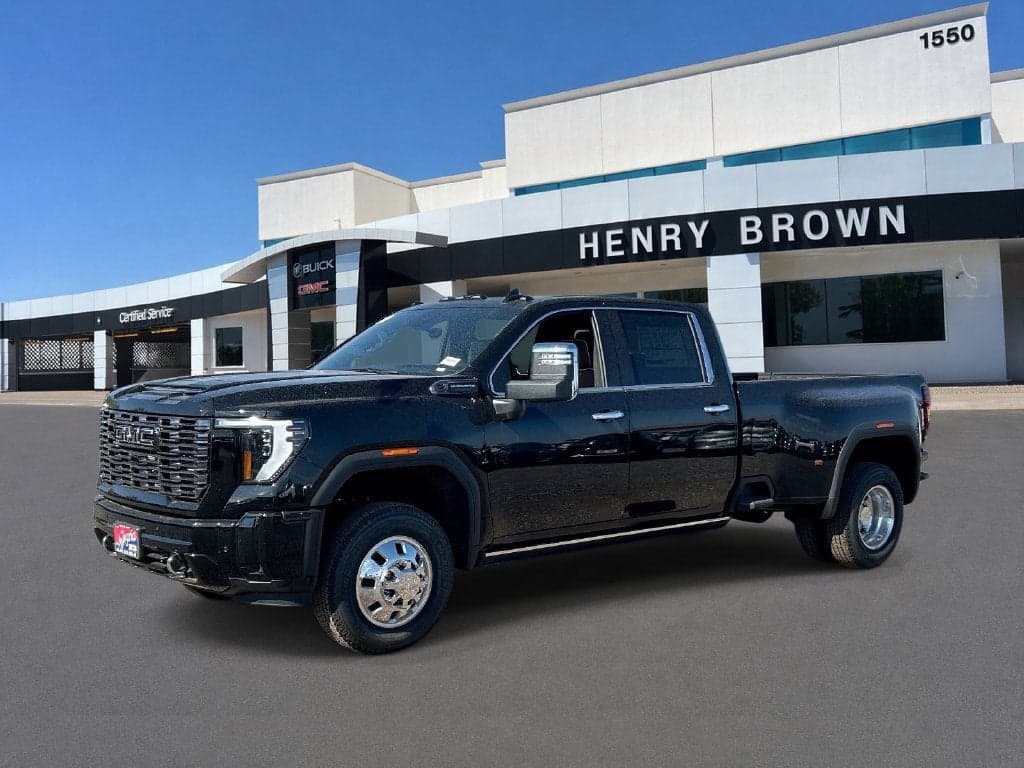 2026 GMC Sierra 3500HD Denali Ultimate — photo 1 of 5