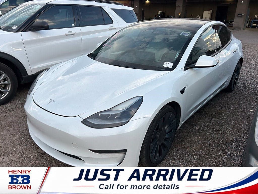 2021 Tesla Model 3 Performance — photo 1 of 3