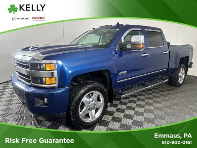 2018 Chevrolet Silverado 3500HD High Country — photo 1 of 5