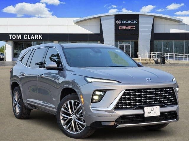 2026 Buick Enclave Avenir — photo 1 of 33
