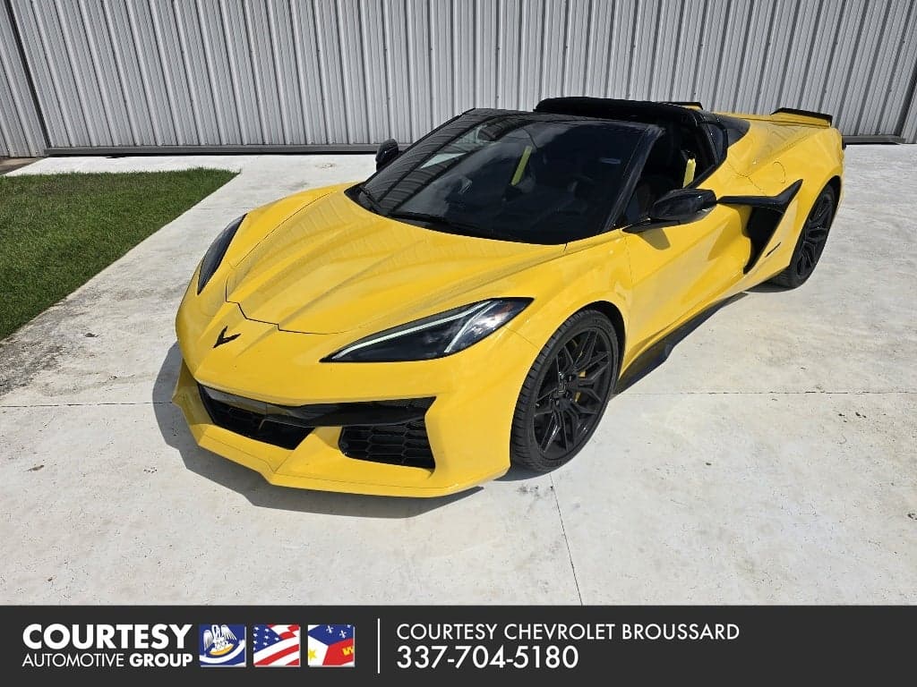 2025 Chevrolet Corvette 2LZ — photo 1 of 43
