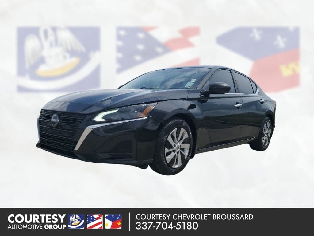 2024 Nissan Altima 2.5 S — photo 1 of 16