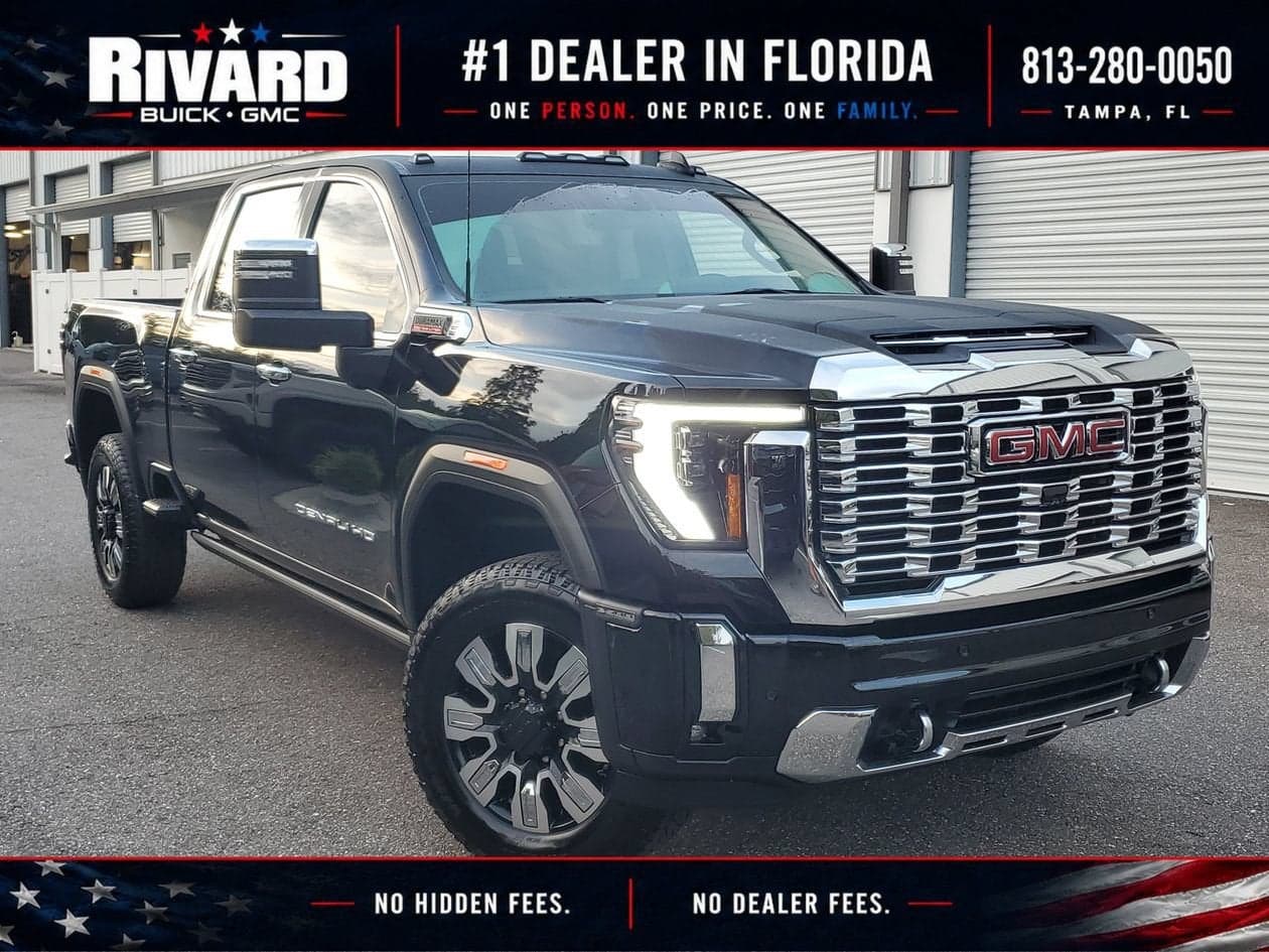 2025 GMC Sierra 2500HD Denali — photo 1 of 44