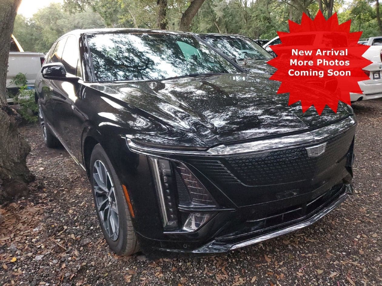 2024 Cadillac LYRIQ Sport — photo 1 of 4
