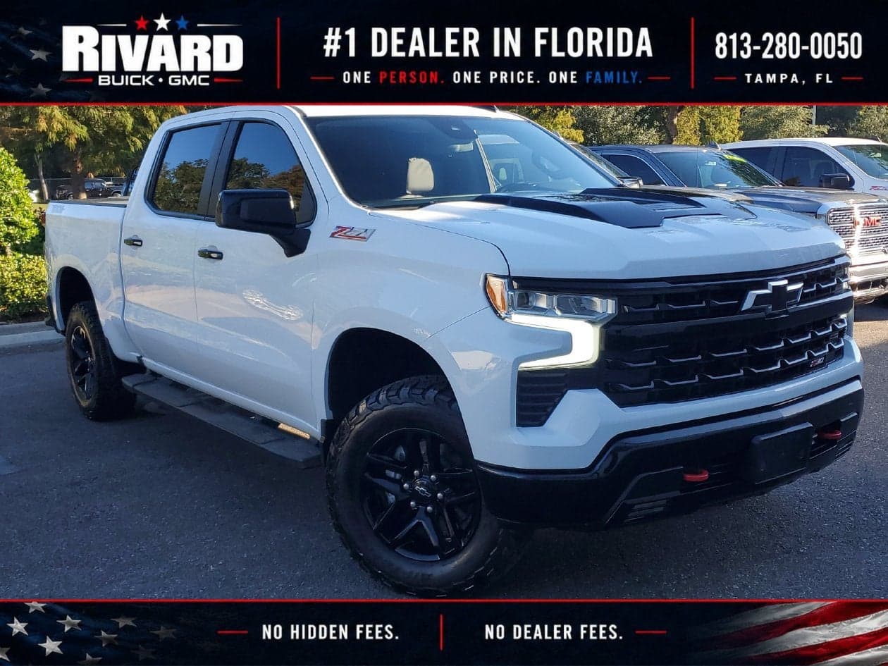 2024 Chevrolet Silverado 1500 LT Trail Boss — photo 1 of 5