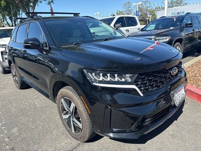 2021 Kia Sorento EX — photo 1 of 3