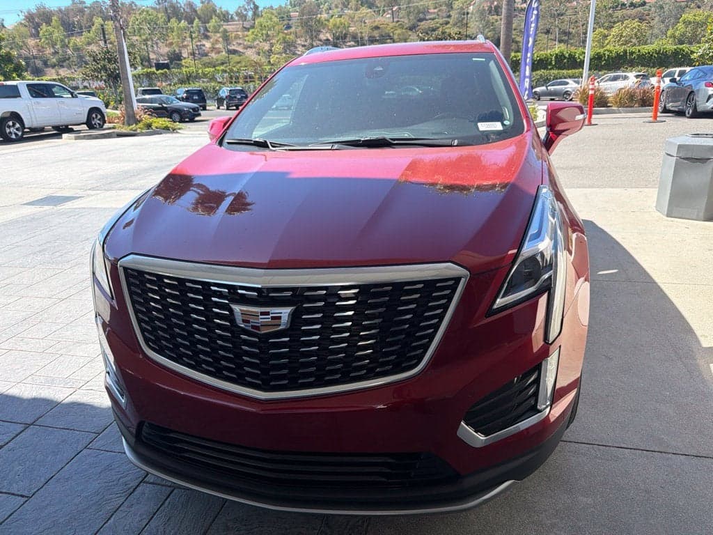 2021 Cadillac XT5 FWD Premium Luxury — photo 1 of 27