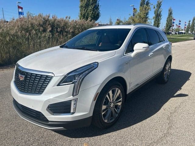 2024 Cadillac XT5 Base — photo 1 of 5