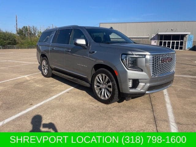 2024 GMC Yukon XL Denali — photo 1 of 5