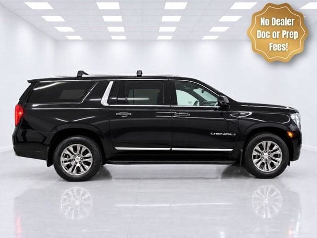 2021 GMC Yukon XL Denali — photo 1 of 62