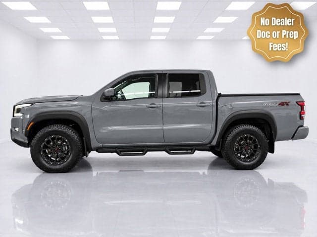2024 Nissan Frontier Base — photo 1 of 5