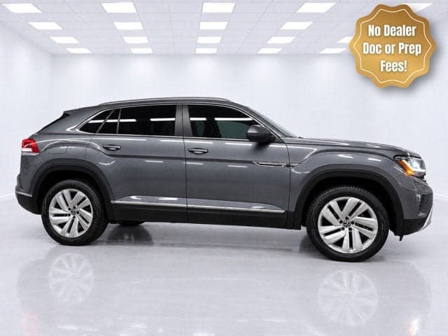 2021 Volkswagen Atlas Cross Sport 2.0T SEL — photo 1 of 5