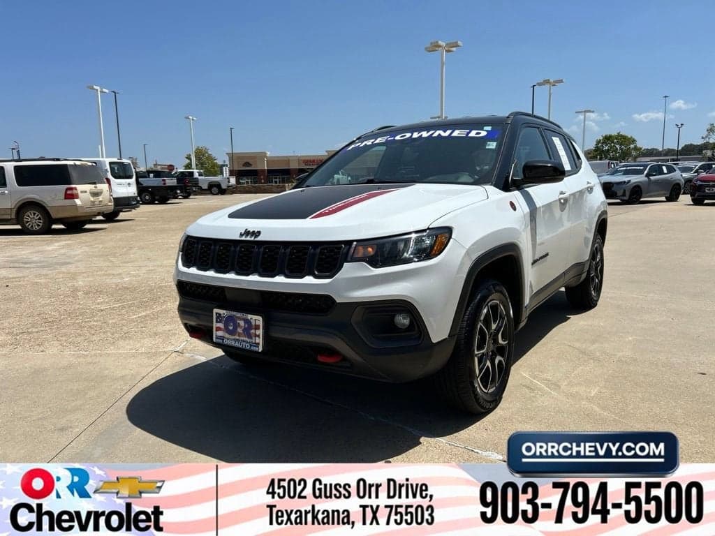 2025 Jeep Compass Trailhawk 4x4 — photo 1 of 20