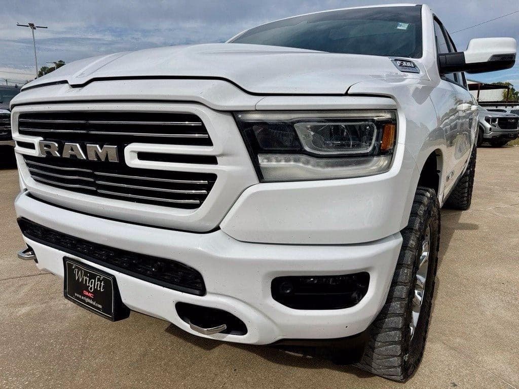 2024 RAM 1500 Laramie — photo 1 of 5