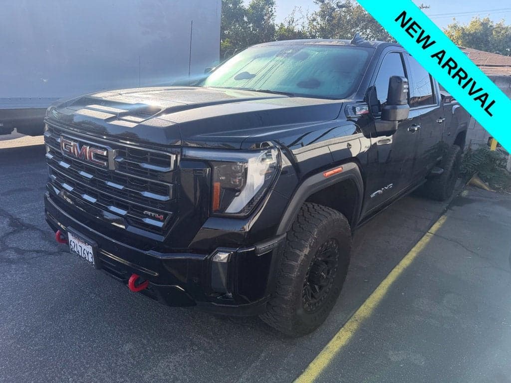 2024 GMC Sierra 2500HD AT4 — photo 1 of 5
