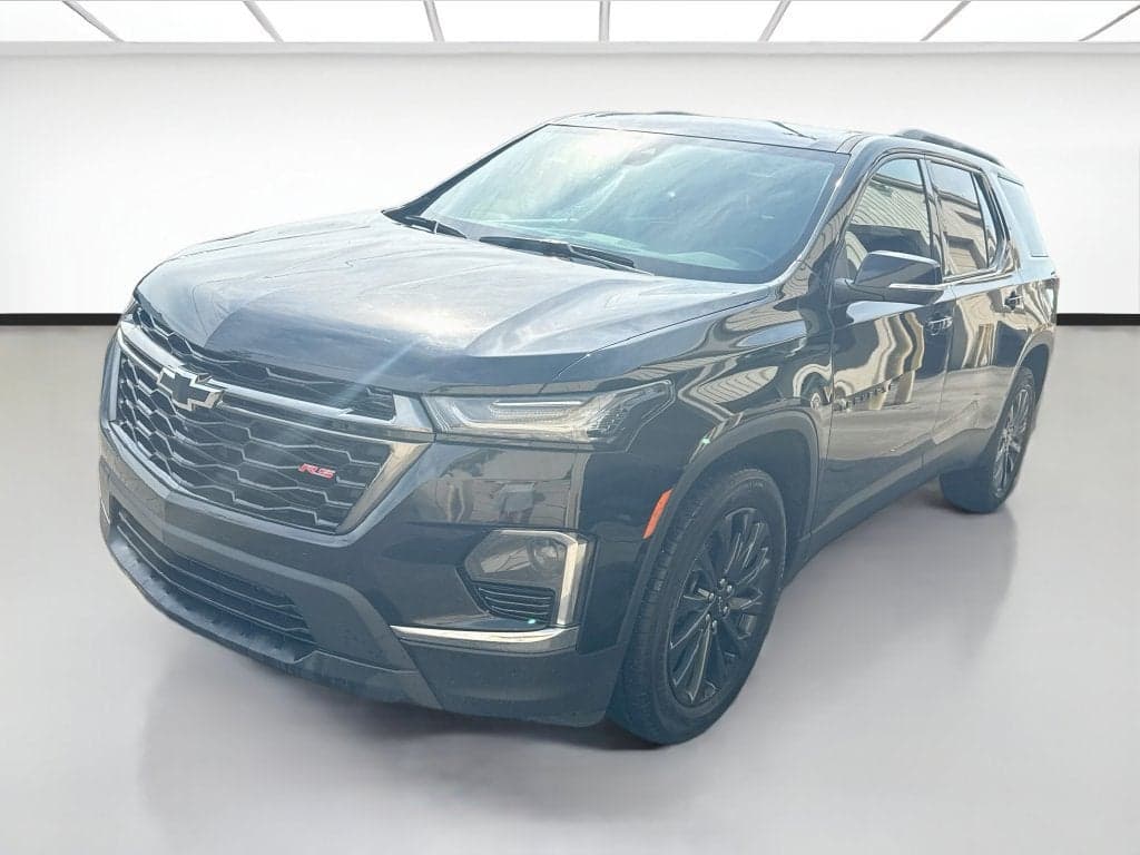 2023 Chevrolet Traverse RS — photo 1 of 33