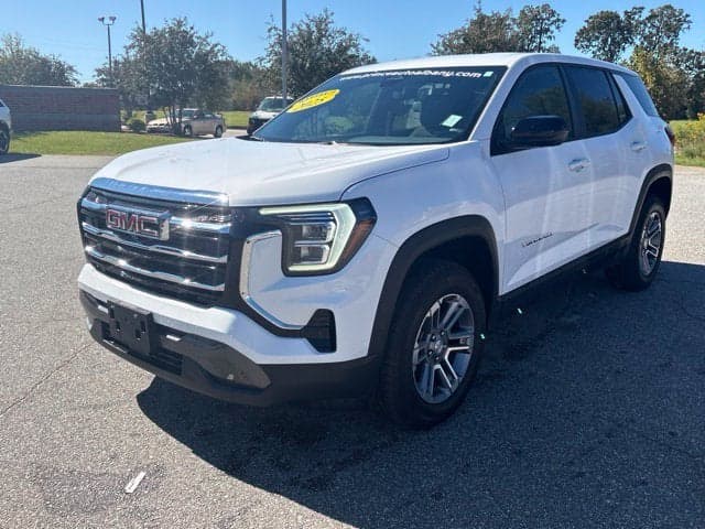 2025 GMC Terrain AWD Elevation — photo 1 of 5