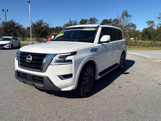 2023 Nissan Armada Platinum — photo 1 of 5