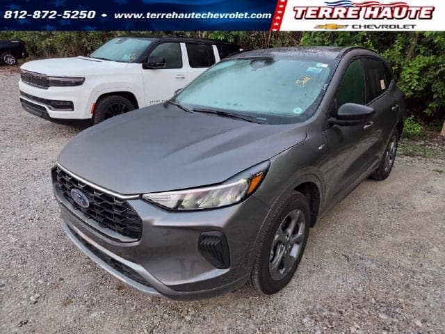 2024 Ford Escape ST-Line — photo 1 of 3