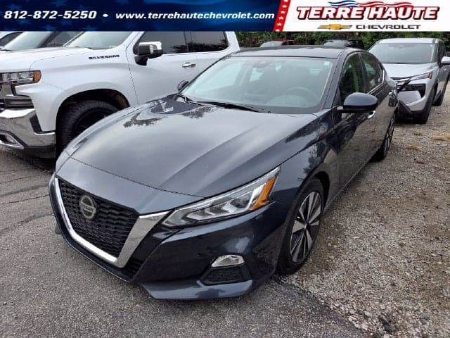 2022 Nissan Altima Base — photo 1 of 5