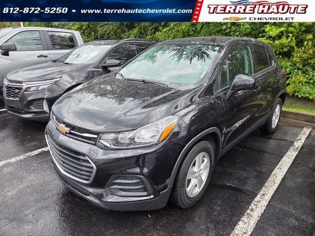 2020 Chevrolet Trax LS — photo 1 of 31