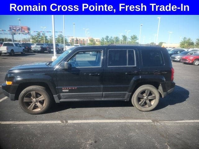 2016 Jeep Patriot 75th Anniversary — photo 1 of 5