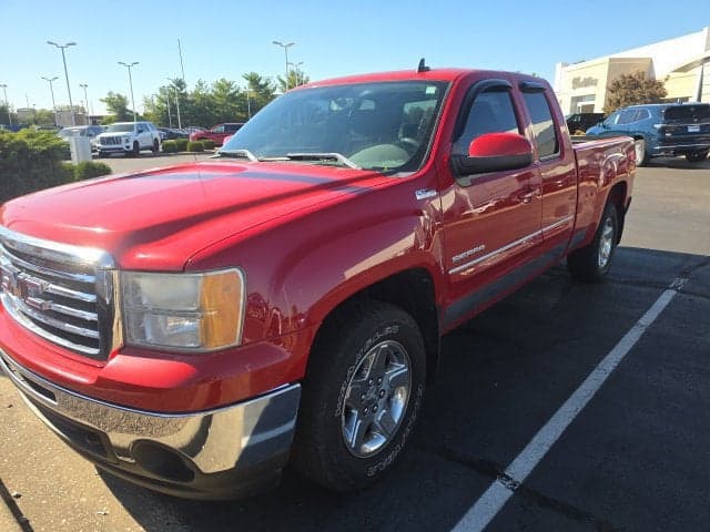 2011 GMC Sierra 1500 SLE — photo 1 of 5
