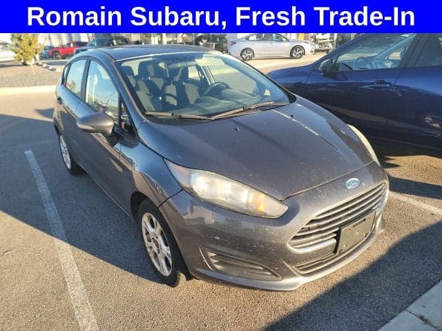 2016 Ford Fiesta SE — photo 1 of 5