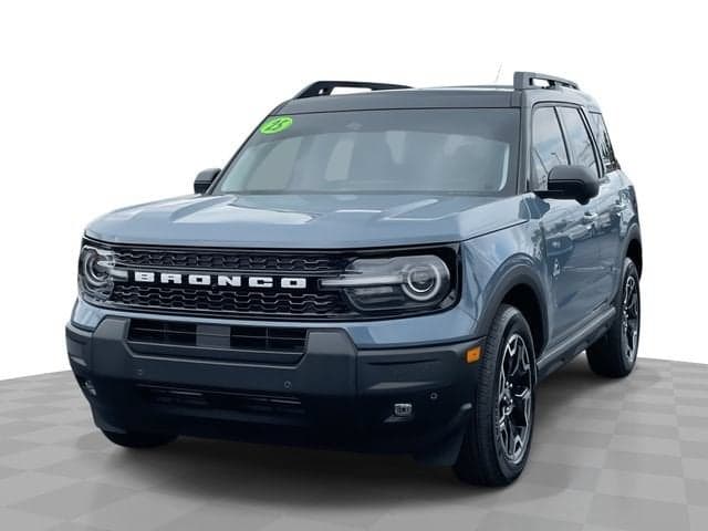 2025 Ford Bronco Sport Outer Banks — photo 1 of 20