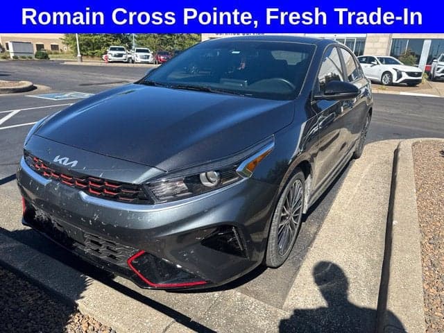 2024 Kia Forte GT-Line — photo 1 of 5