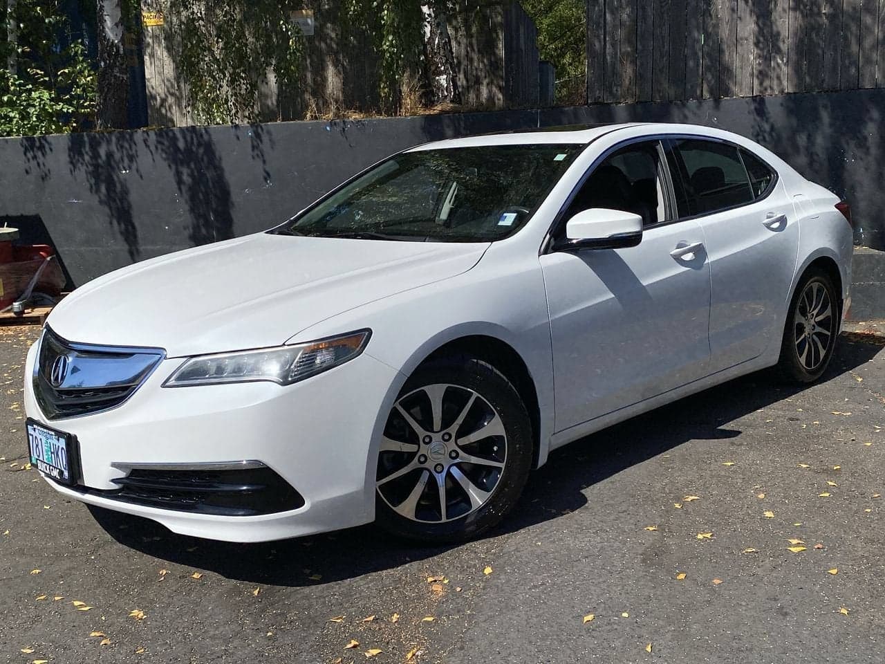 2016 Acura TLX Base — photo 1 of 35