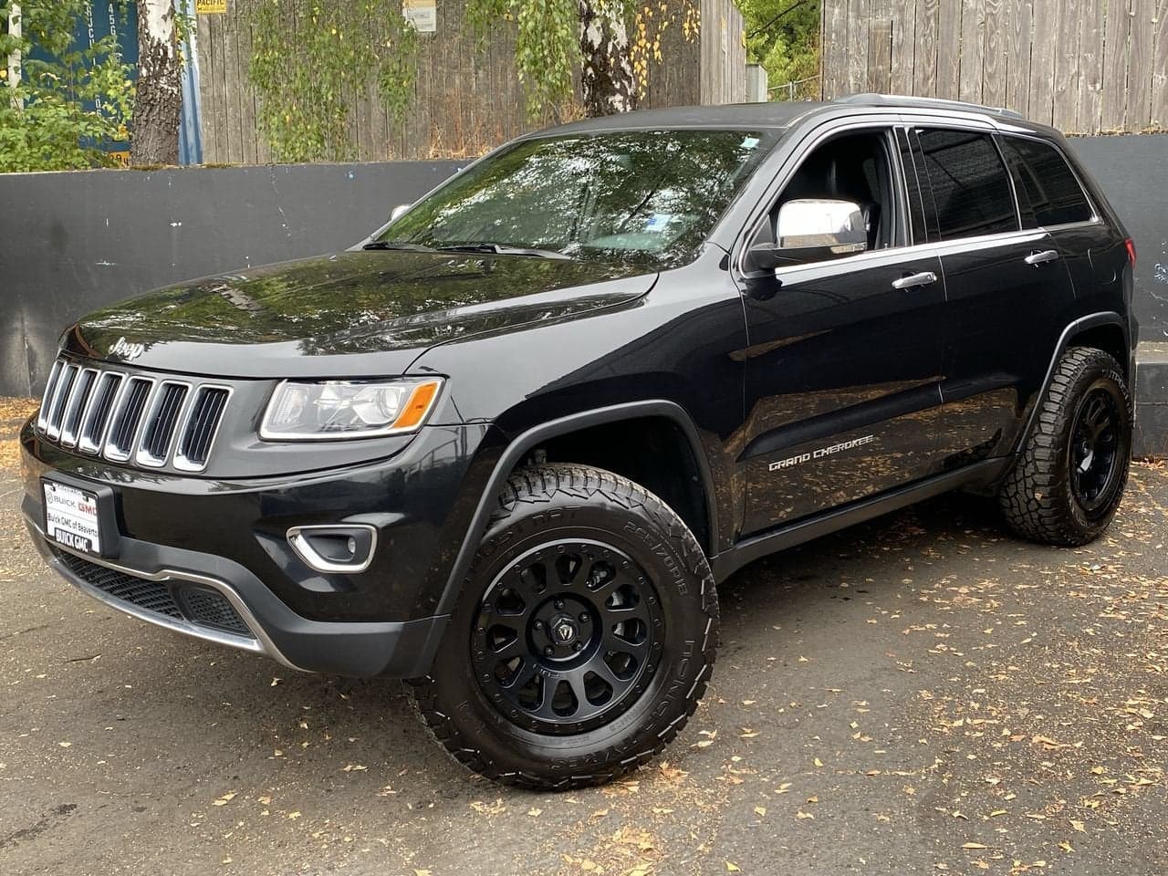 2016 Jeep Grand Cherokee Limited — photo 1 of 28