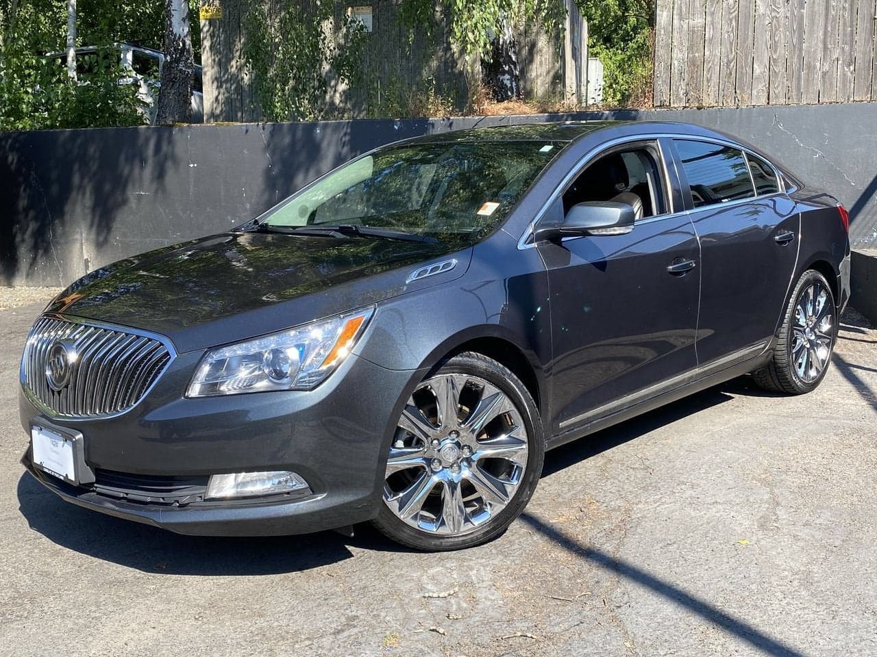 2016 Buick LaCrosse Premium II — photo 1 of 54