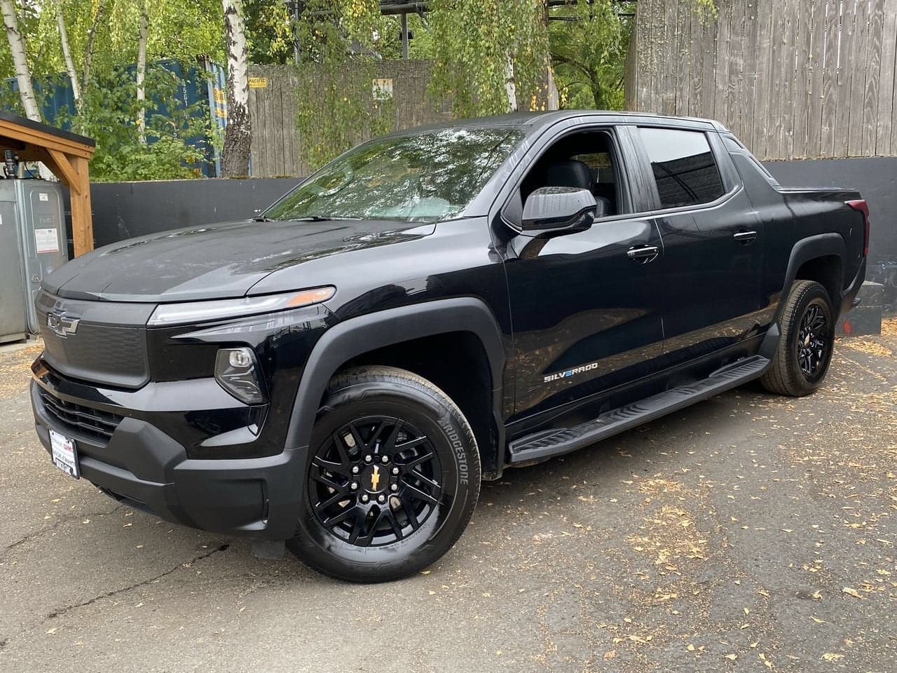 2024 Chevrolet Silverado EV Base — photo 1 of 29