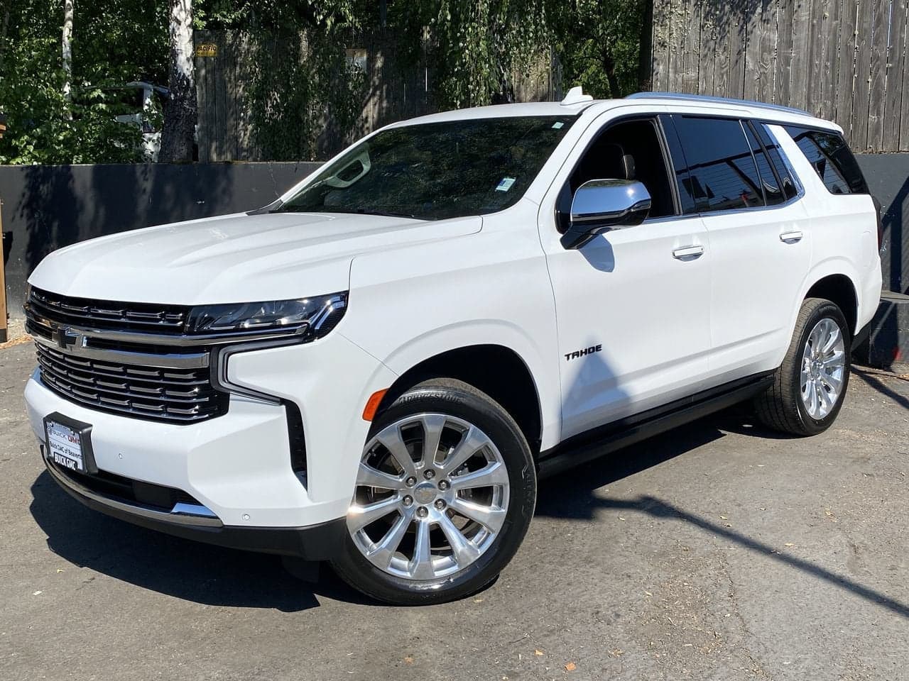 2021 Chevrolet Tahoe Premier — photo 1 of 46