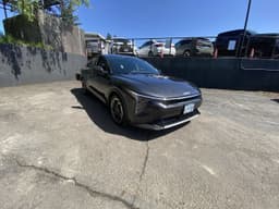 Extra Photo
