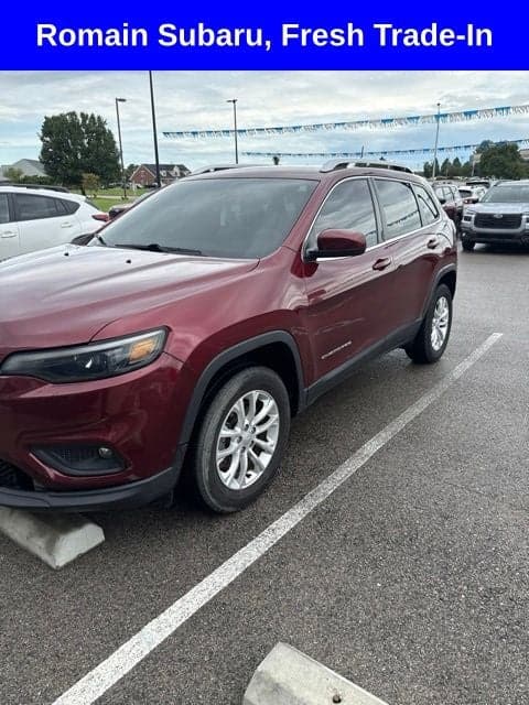2019 Jeep Cherokee Latitude — photo 1 of 31