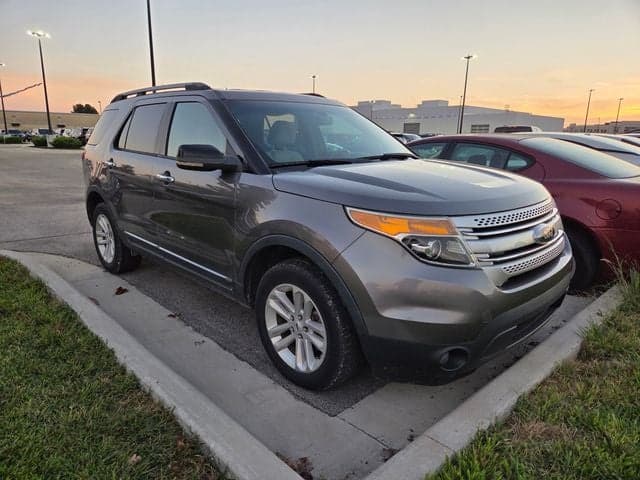 2012 Ford Explorer XLT — photo 1 of 20