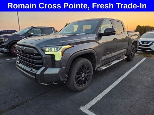 2024 Toyota Tundra 4WD Base — photo 1 of 35