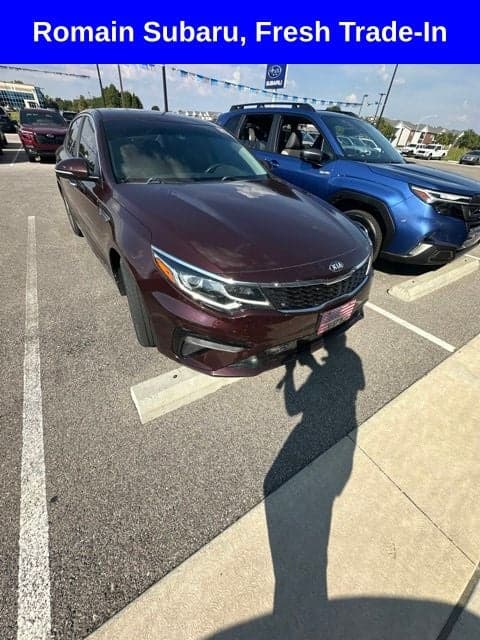 2020 Kia Optima LX — photo 1 of 31