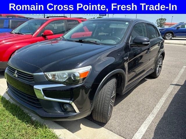 2017 Mitsubishi Outlander Sport ES 2.0 — photo 1 of 36