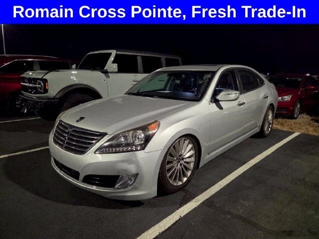 2016 Hyundai Equus Signature — photo 1 of 36