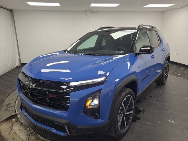 2027 Chevrolet Equinox AWD RS — photo 1 of 5