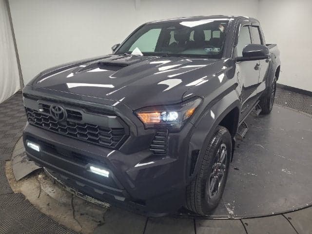 2024 Toyota Tacoma 4WD SR5 — photo 1 of 5
