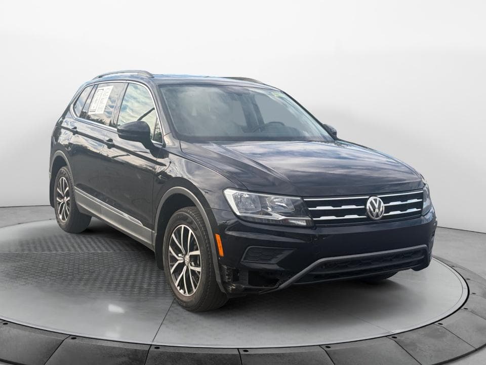 2021 Volkswagen Tiguan SE — photo 1 of 5