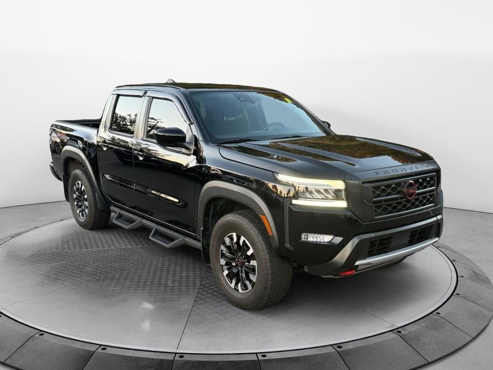 2024 Nissan Frontier PRO-4X — photo 1 of 5